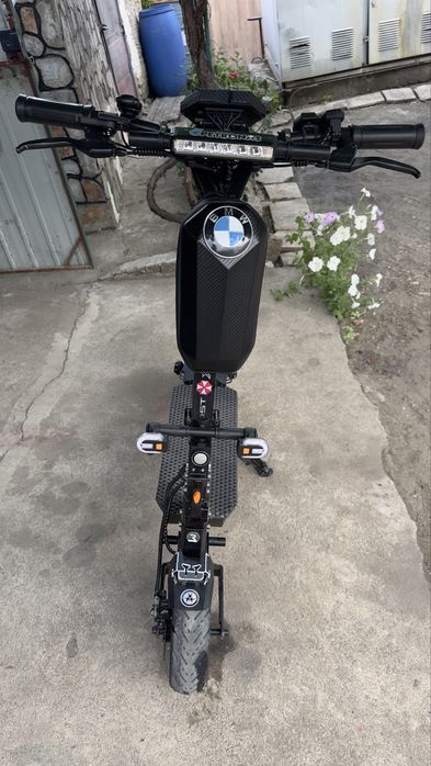 Электросамокат Xboost 005   1500 W 20Ah