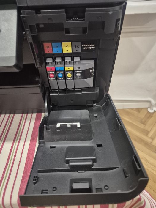 Brother MFC-J3530DW urządzenie wielofunkcyjne A3/A4, Wi-Fi, duplex + papier A3