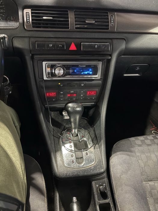 Audi A6 avant 2.5Tdi automat . Opłaty na rok. V6 .