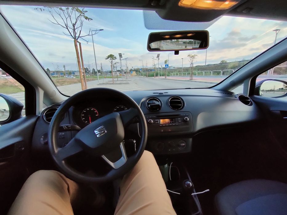 SEAT Ibiza 1.2 i-Tech — Económico e bem estimado foto 5