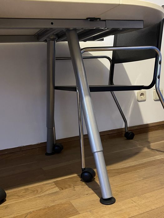 Mesa Ikea grande como Nova