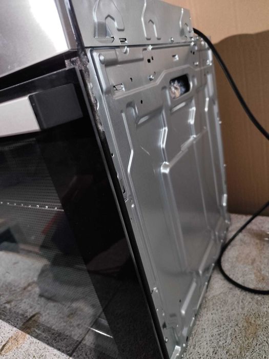 Piekarnik Hisense BI61111AX