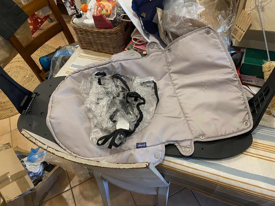 Trio urban da chicco com marcas de uso