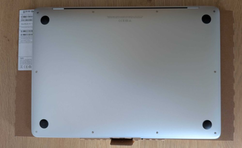 Apple Macbook air M1