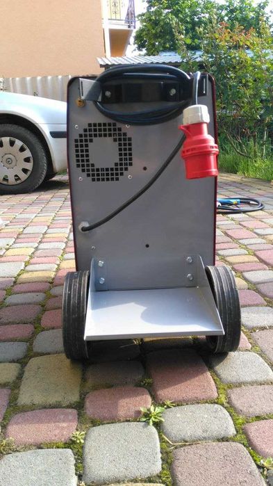 Зварювальний напівавтоматичний апарат Iskravar  MIG 210L 220/380 В