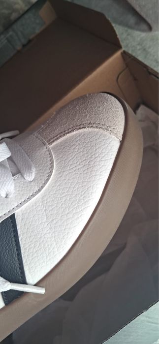 Tenis Adidas 43,5