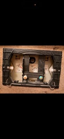 Hydraulik naprawa spłuczki podtynkowej wymiana misy deski