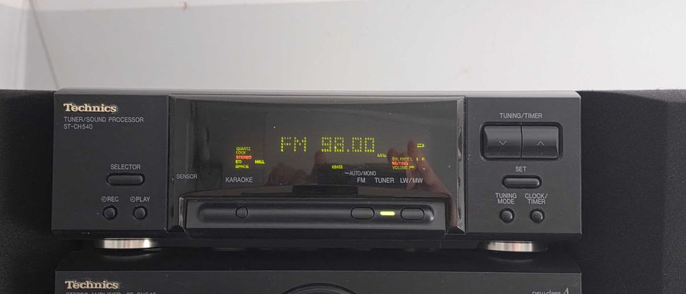 Wieża Technics z kolumnami