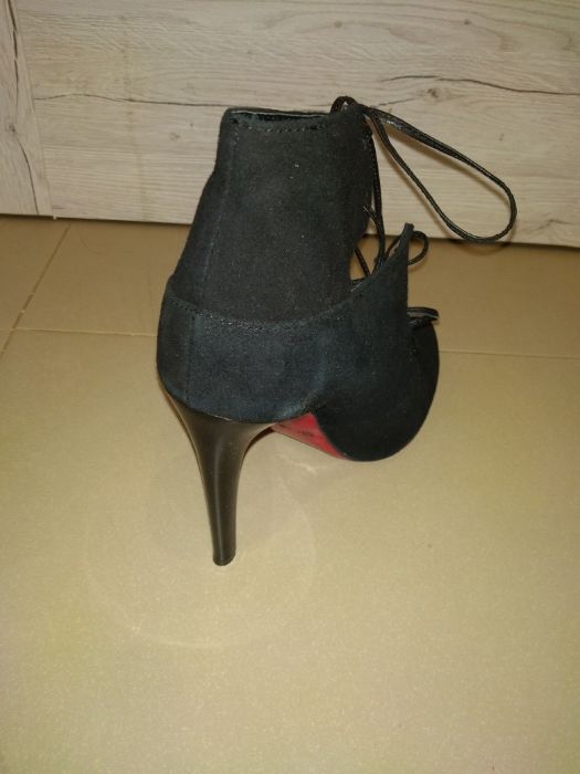 Buty skórzane carini