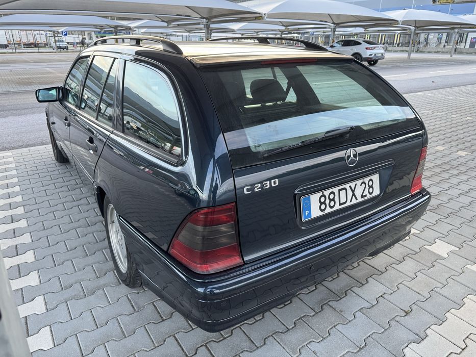 Mercedes-benz C230