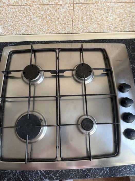 Кухона техніка , газова поверхня та електрична духовка !!!