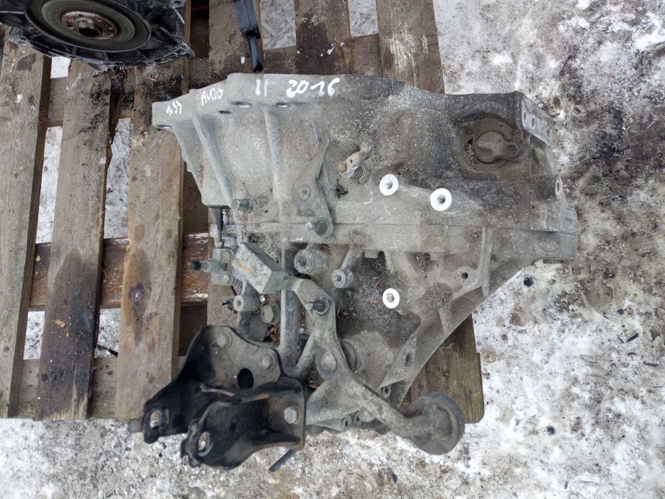 toyota AURIS E18 II 15-18 lift 1,33 99KM skrzynia biegów manualna