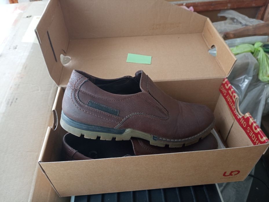 Чоловічі туфлі весна-осінь