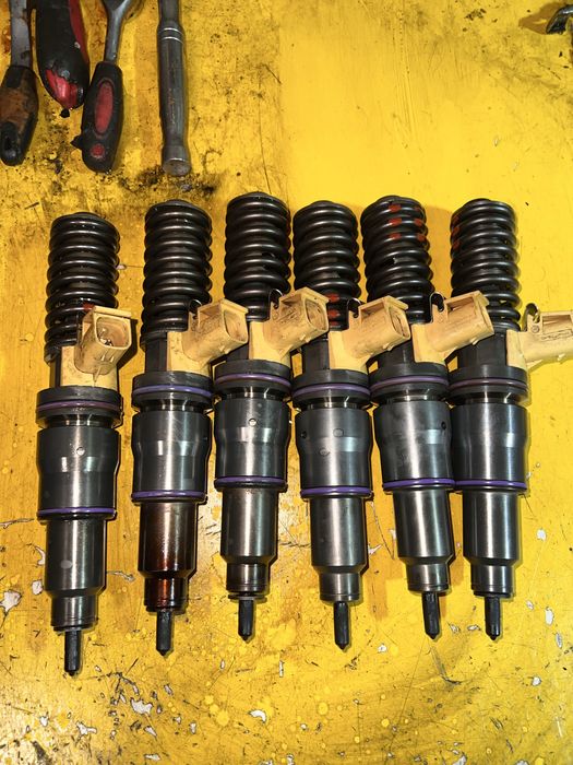 21652515 Комплект Форсунок Volvo fh13 euro 5 eev 2013р Шрот Закарпаття