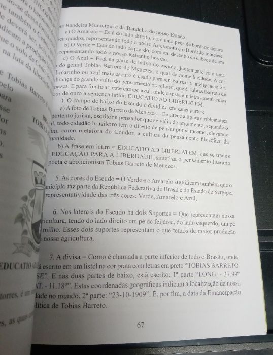 A presença da língua latina em ... Com glossário multilíngue