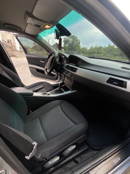 BMW 3 Series 2010 VIN WBAUX11040A688304 фото оголошення 7 з 8
