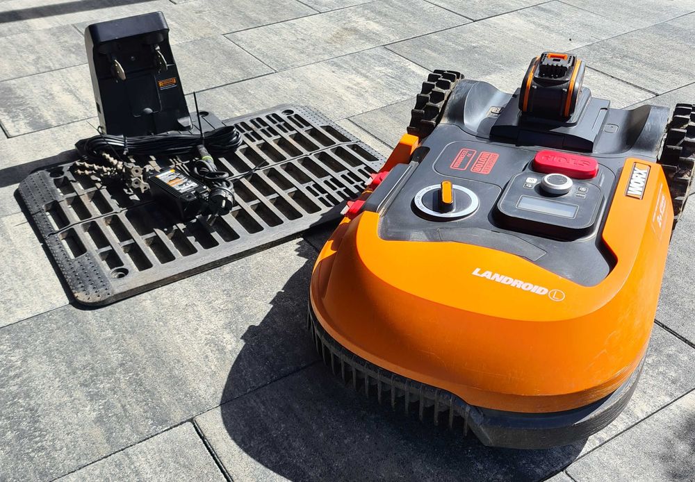 WORX Landroid L800 WR148E – bateria 4 Ah + stacja