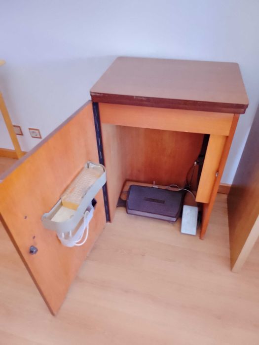 Máquina de costura Refrey