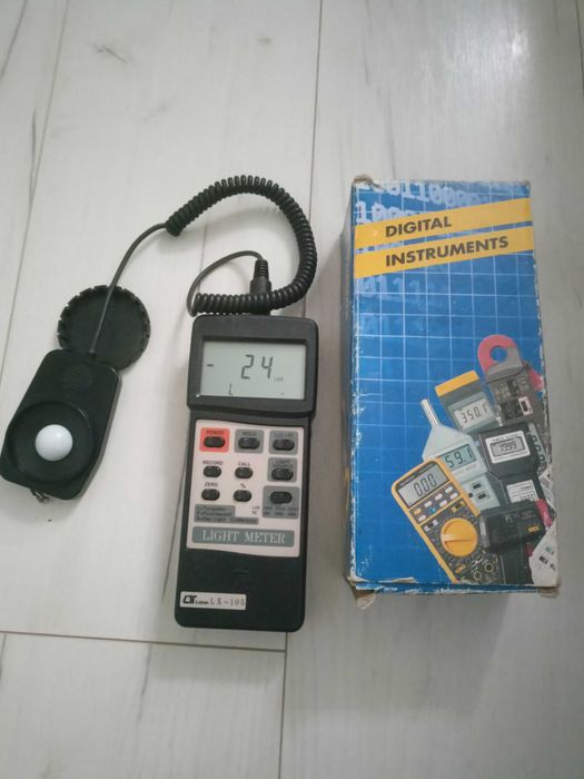 Światłomierz LX-105