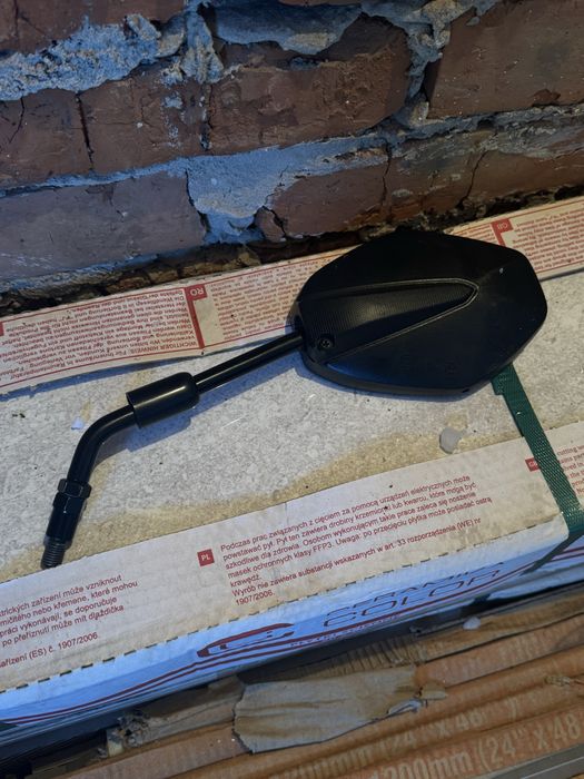 Дзеркала на мотоцикл