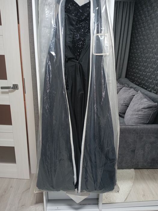 Продам плаття пошите на замовлення!