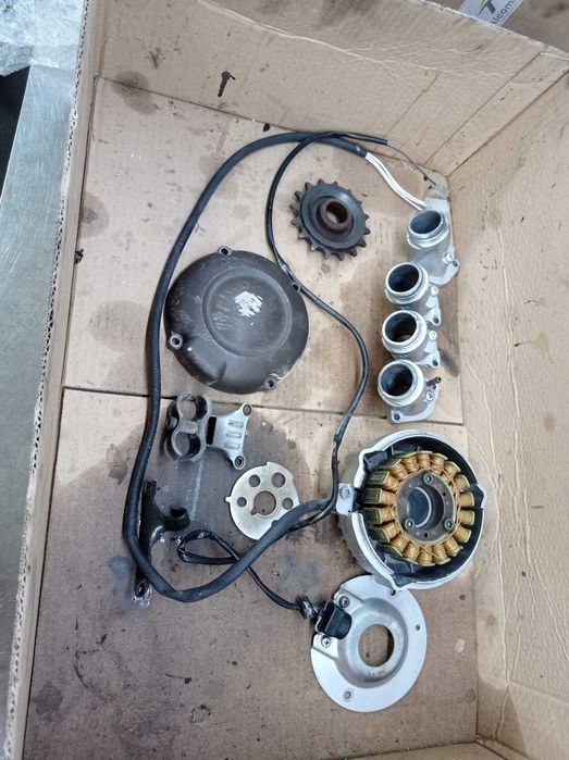 MOTOR YAMAHA XJ600 DE 1992 COM AVARIA NO ROLOMANETO DO M. DE ARRANQUE