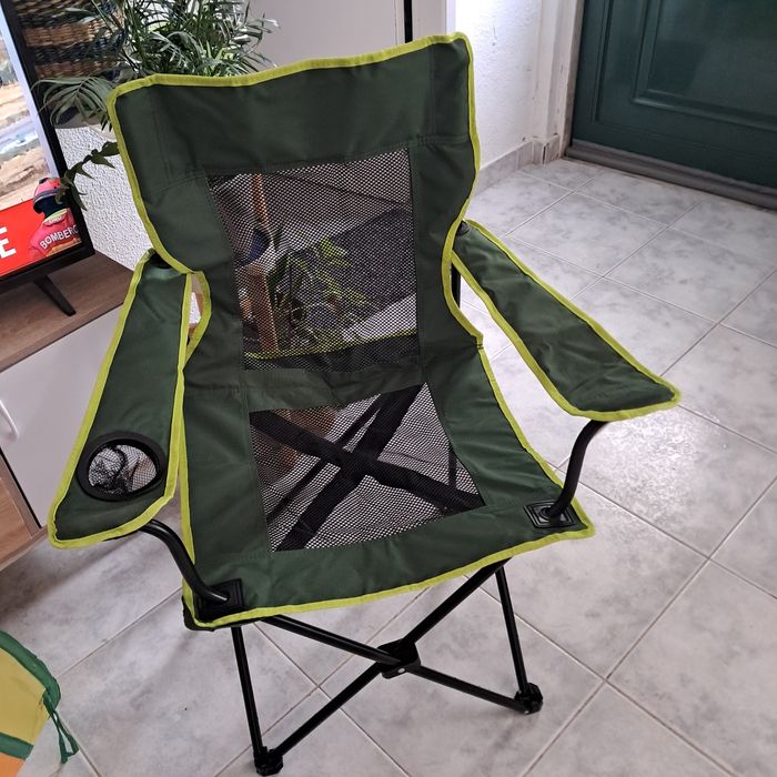 Cadeira para jardim.