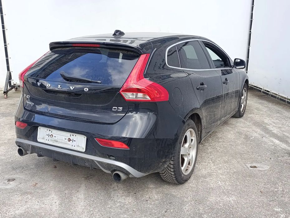 Para peças VOLVO V40 Hatchback
