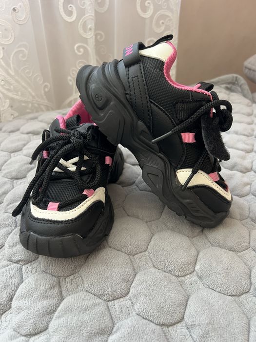 Кросівки, на дівчинку, взуття