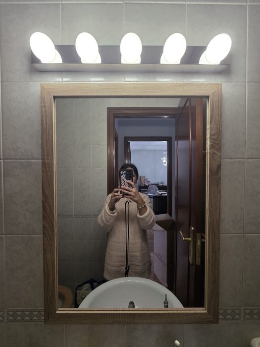 Espelho com iluminação