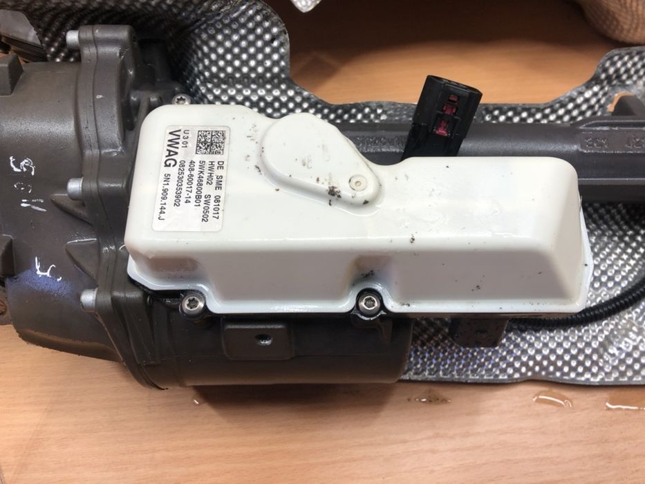 Рулевая рейка passat CC рейка vw