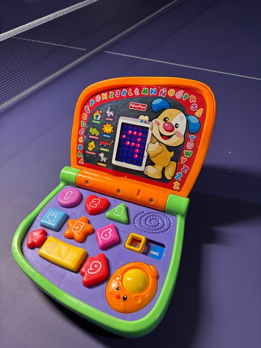 Fisher Price Dwujęzyczny świecący notebook