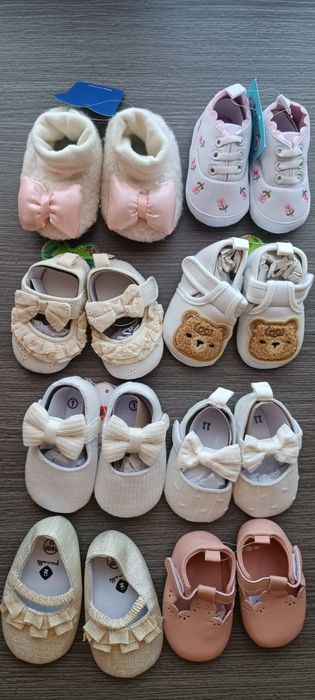 Пінетки, шльопанці, тапочки, босоніжки .