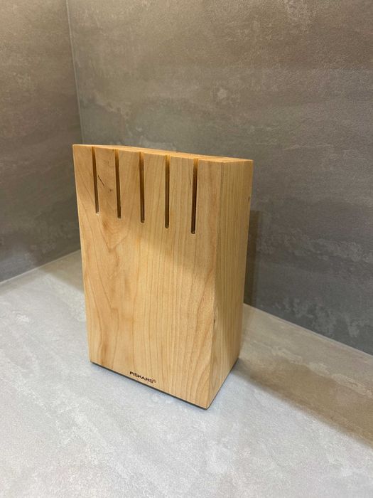 blok na noże Fiskars