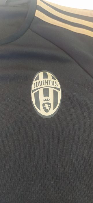 Camisola de manga comprida da Juventus versão Champions