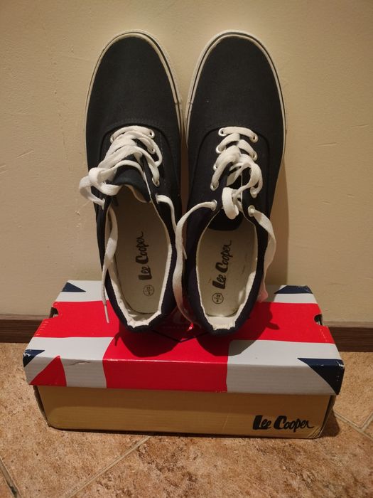 Тенниски Lee Cooper