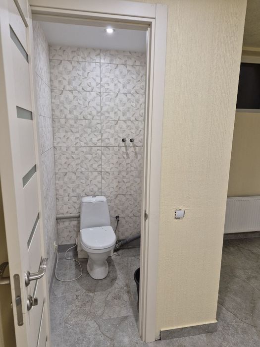 Продам нежитлове приміщення