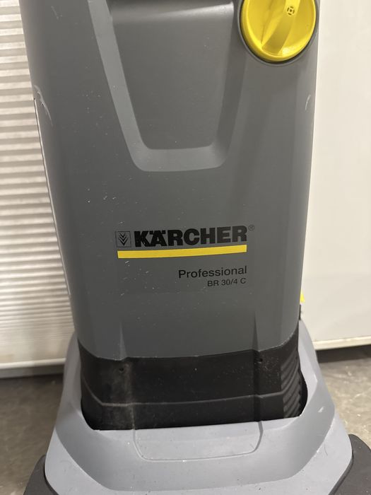 Maquina lavar chao Karcher