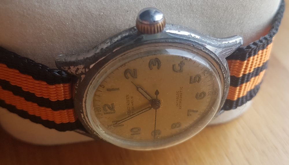 Brenzikofer Zegarek w stylu wojskowym vintage