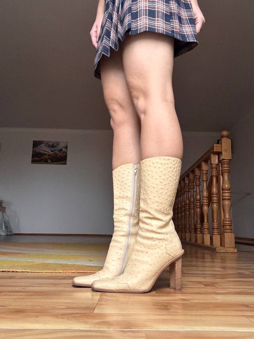 Кремові шкіряні чоботи, сапожки на підборах (Made in Italy, Vero Cuoio