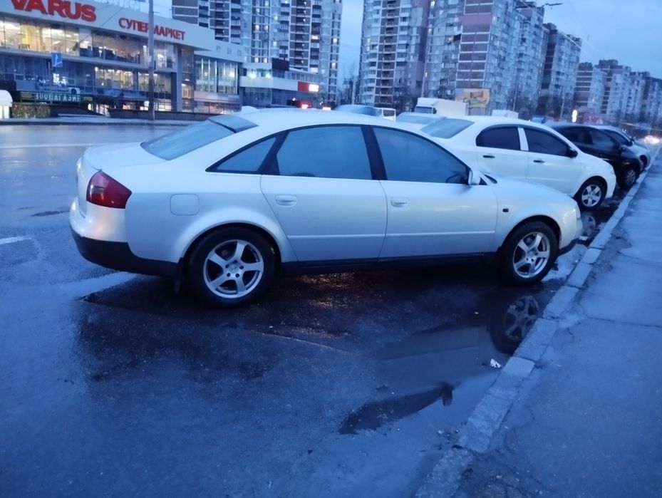Ауді А6С5, 1.8т! В хорошому стані