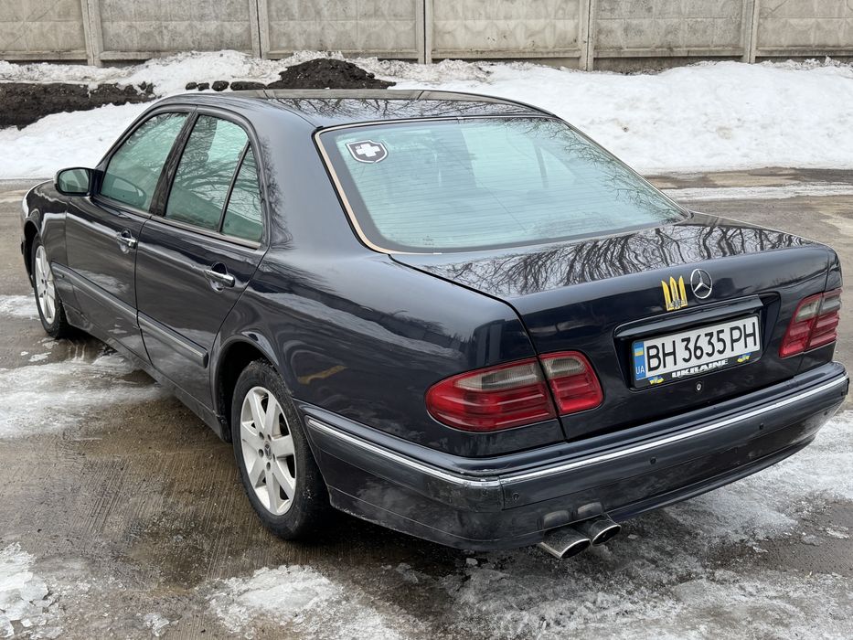 Мерседес Е клас 210 рестайлінг