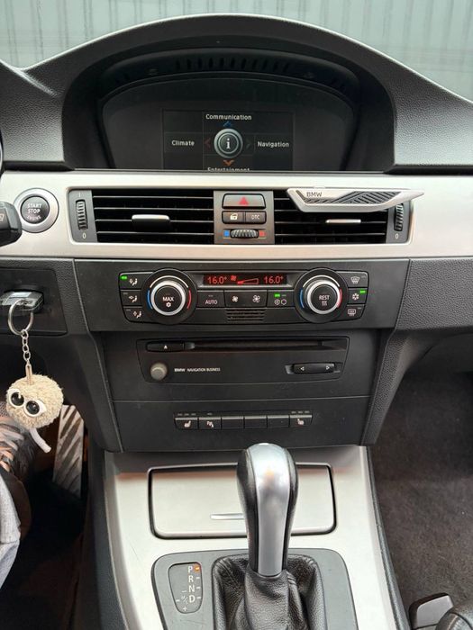 Bmw е91. 320i   2006р