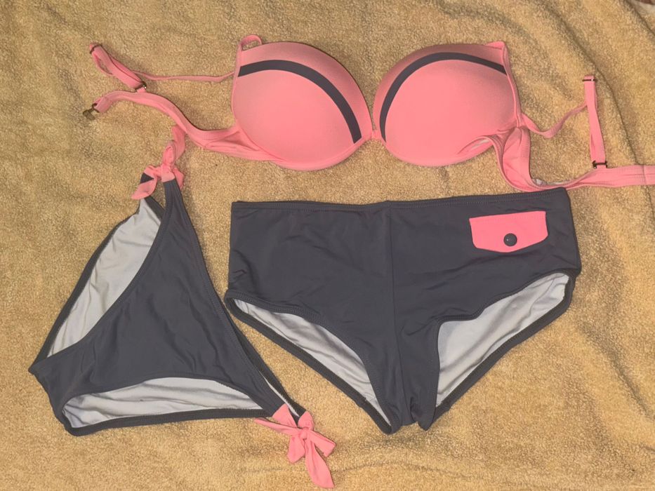 Продам купальник