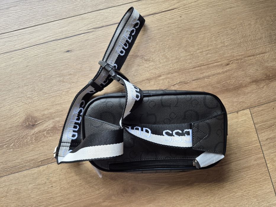 Saszetka Nerka Damska Guess