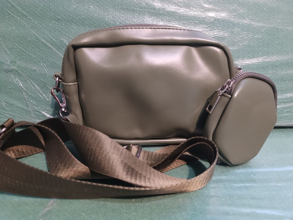 Жіноча сумочка крос- боді