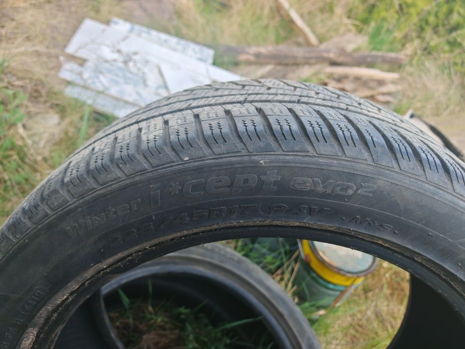 opony zimowe Hankook 225 45 R17