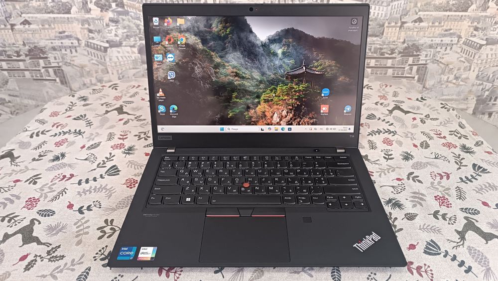 Lenovo ThinkPad T14 Gen 2 / Intel Core i7-1165G7 / 32 GB RAM / 512 GB