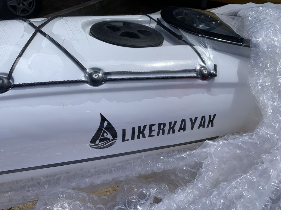 Kajak Discovery 16 morski, jednoosobowy, material ABS