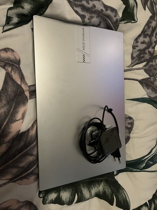 Asus vivobook 15